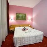 Orient ホテル 4*