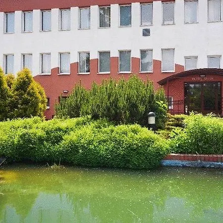 Отель Orient