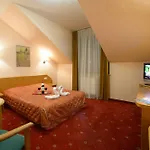 Orient 4*