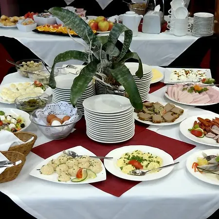 Orient Szálloda 4*
